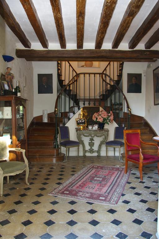 Hostellerie Du Chateau De L'Isle La Croix-en-Touraine Exteriör bild